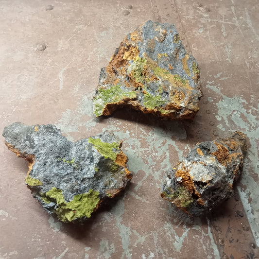 Pyromorphite clusters
