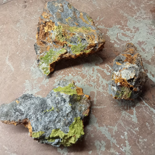 Pyromorphite clusters