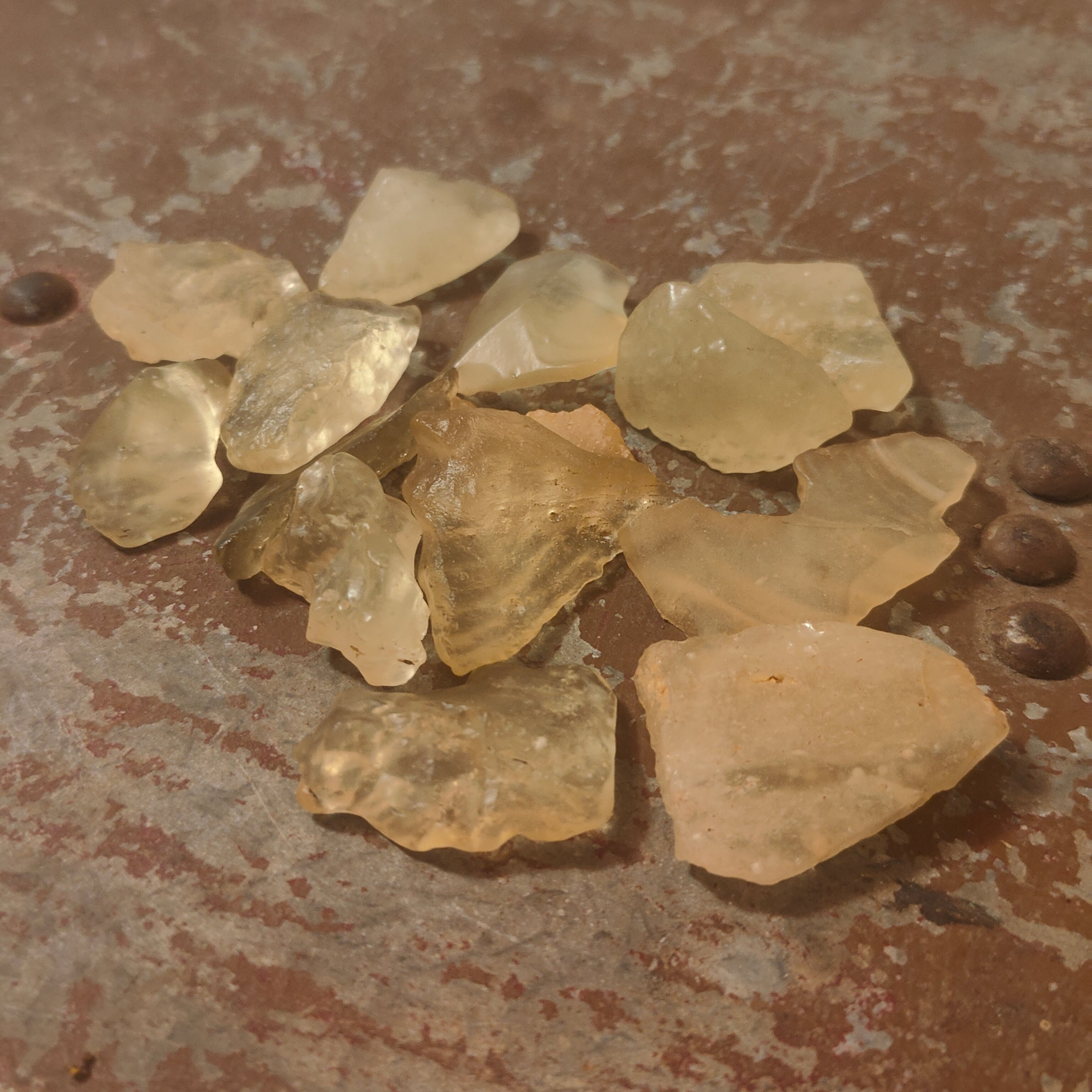 Budget Libyan Desert glass