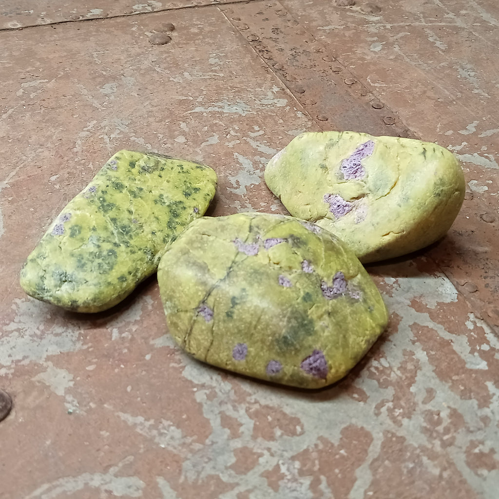 Atlantisite large tumblestones