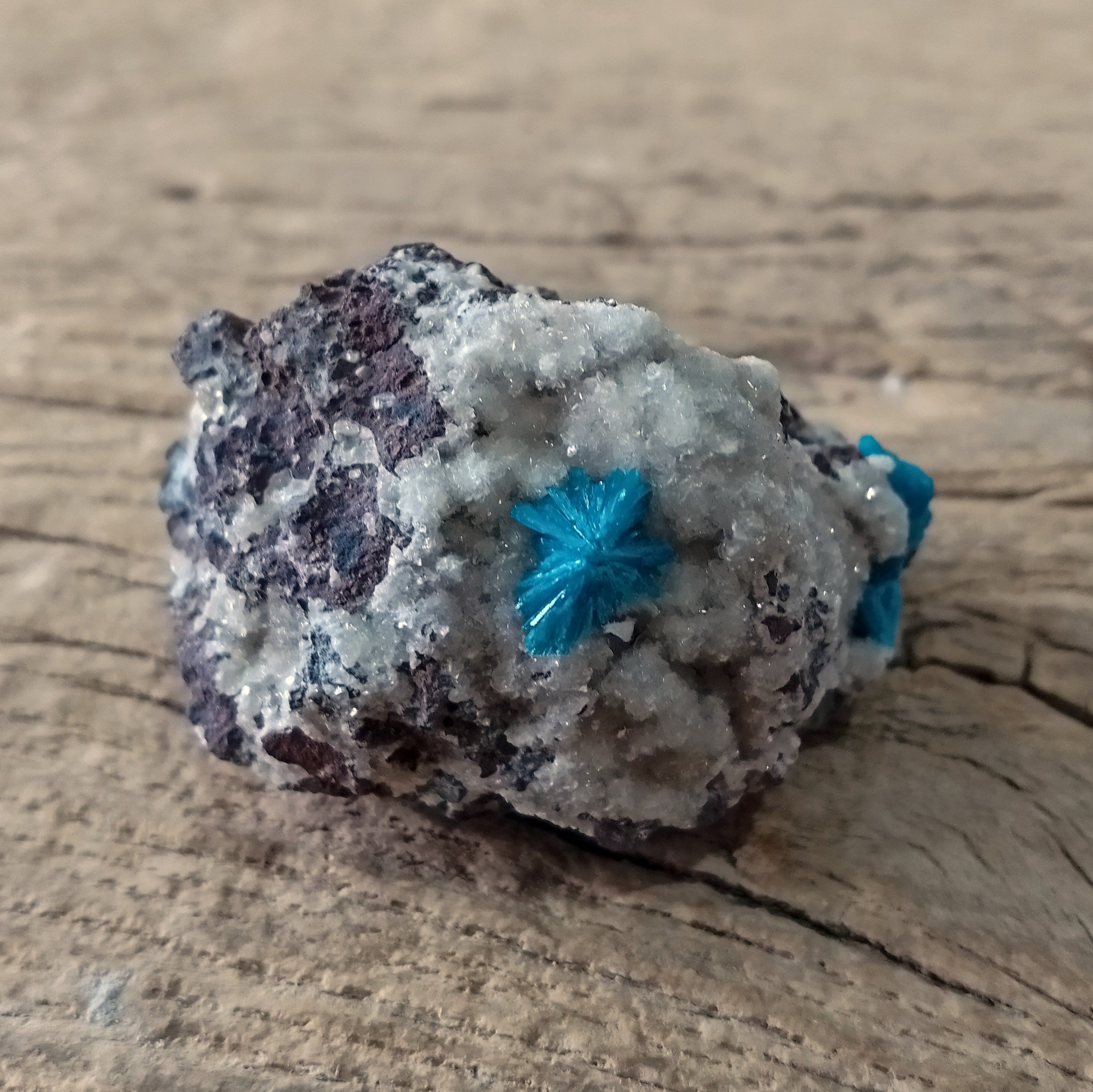 Cavansite specimen