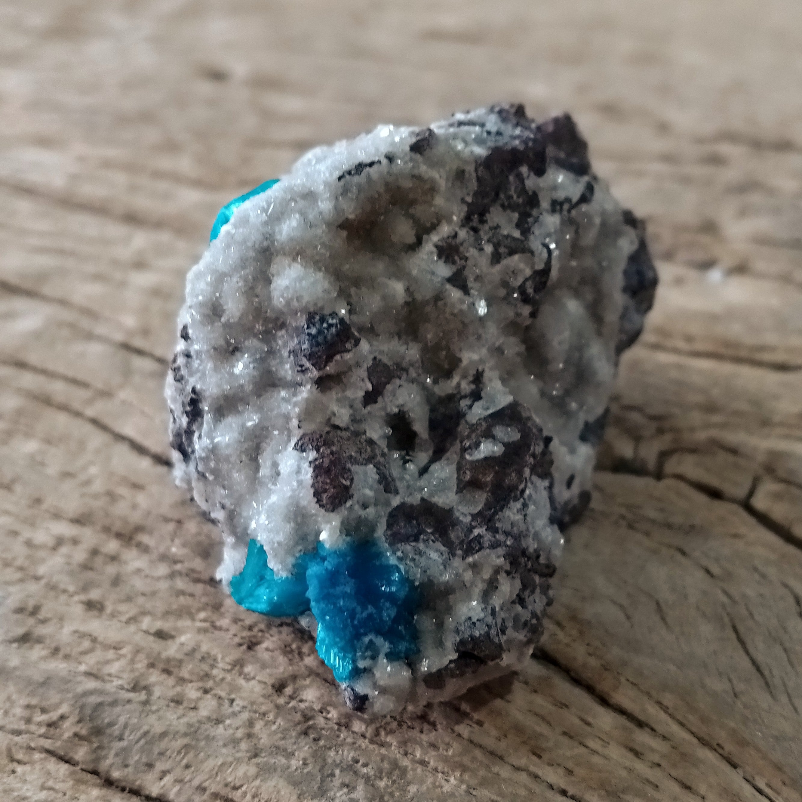 Cavansite specimen