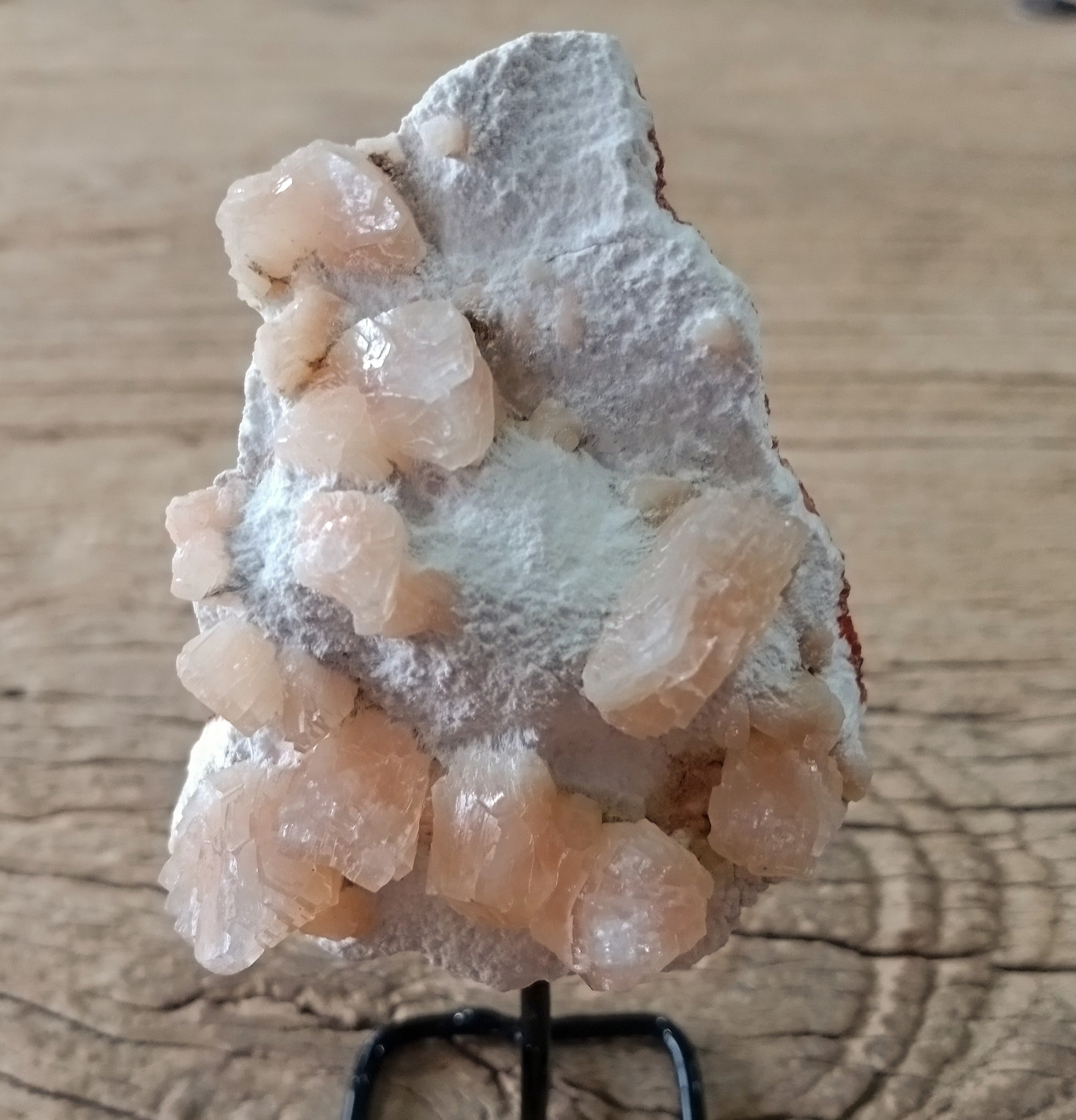 Heulandite on mordenite specimen