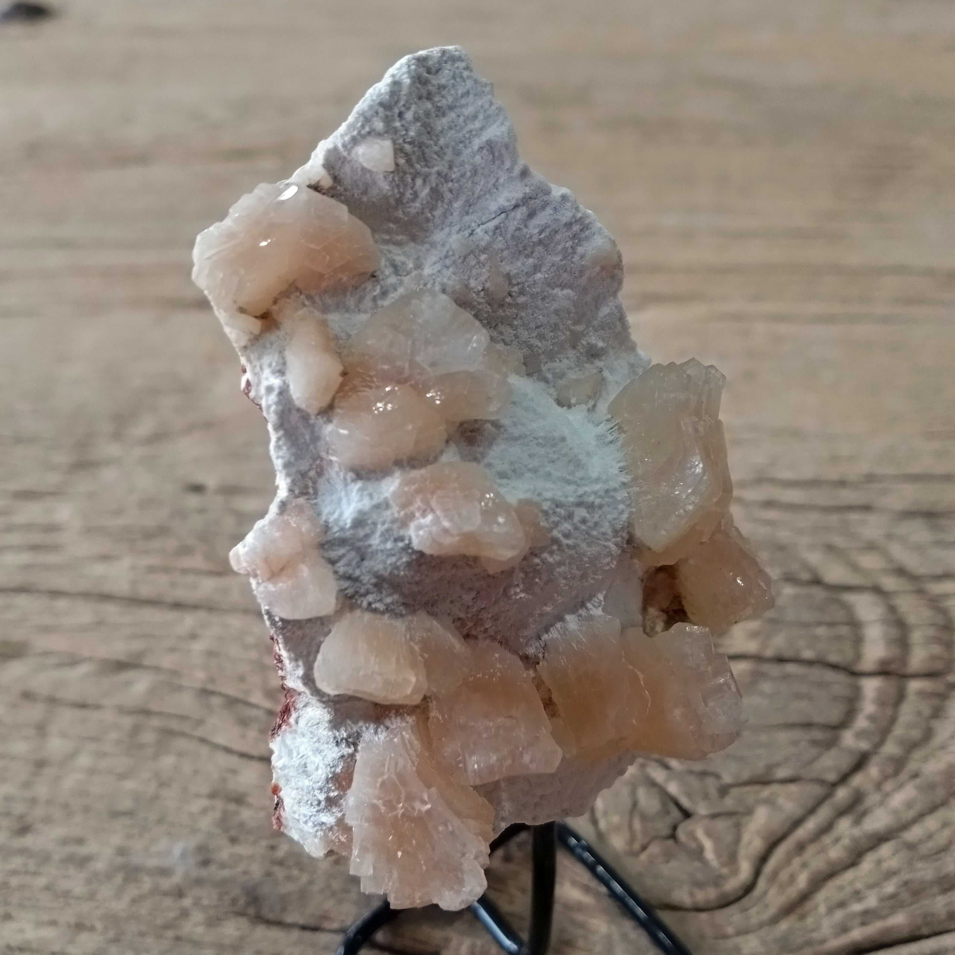 Heulandite on mordenite specimen