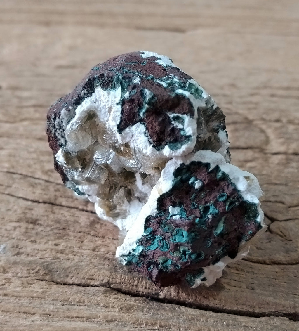 Clinopetiolite on mordenite specimen