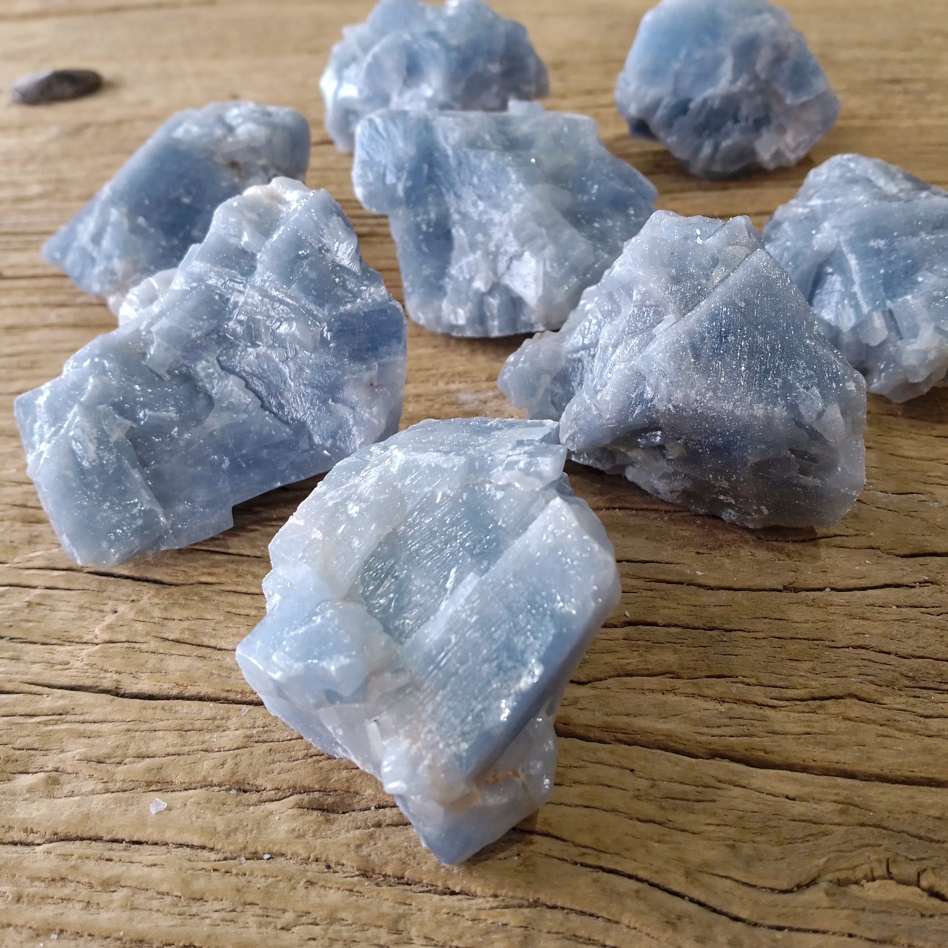 Blue calcite raw