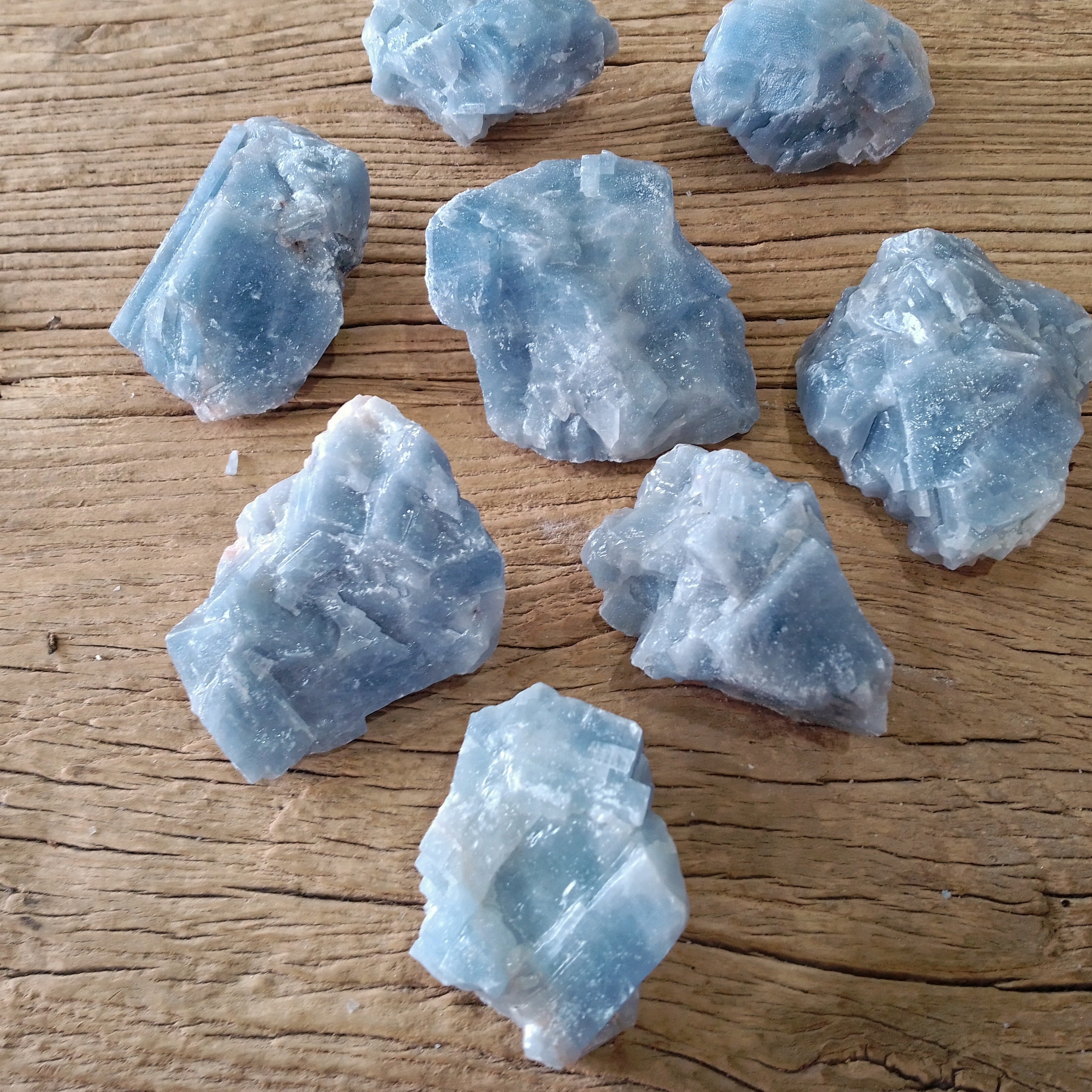 Blue calcite raw