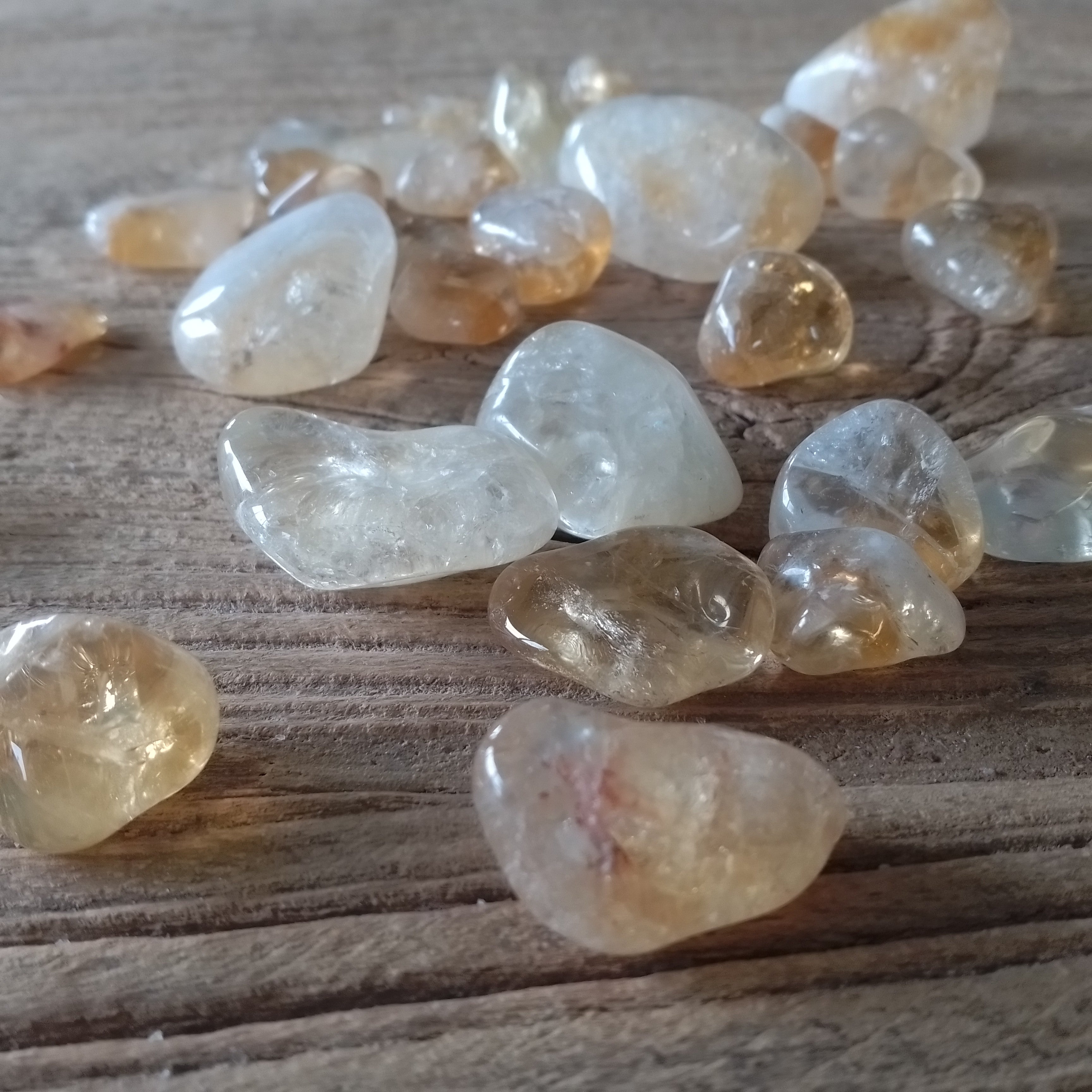 Citrine tumblestones