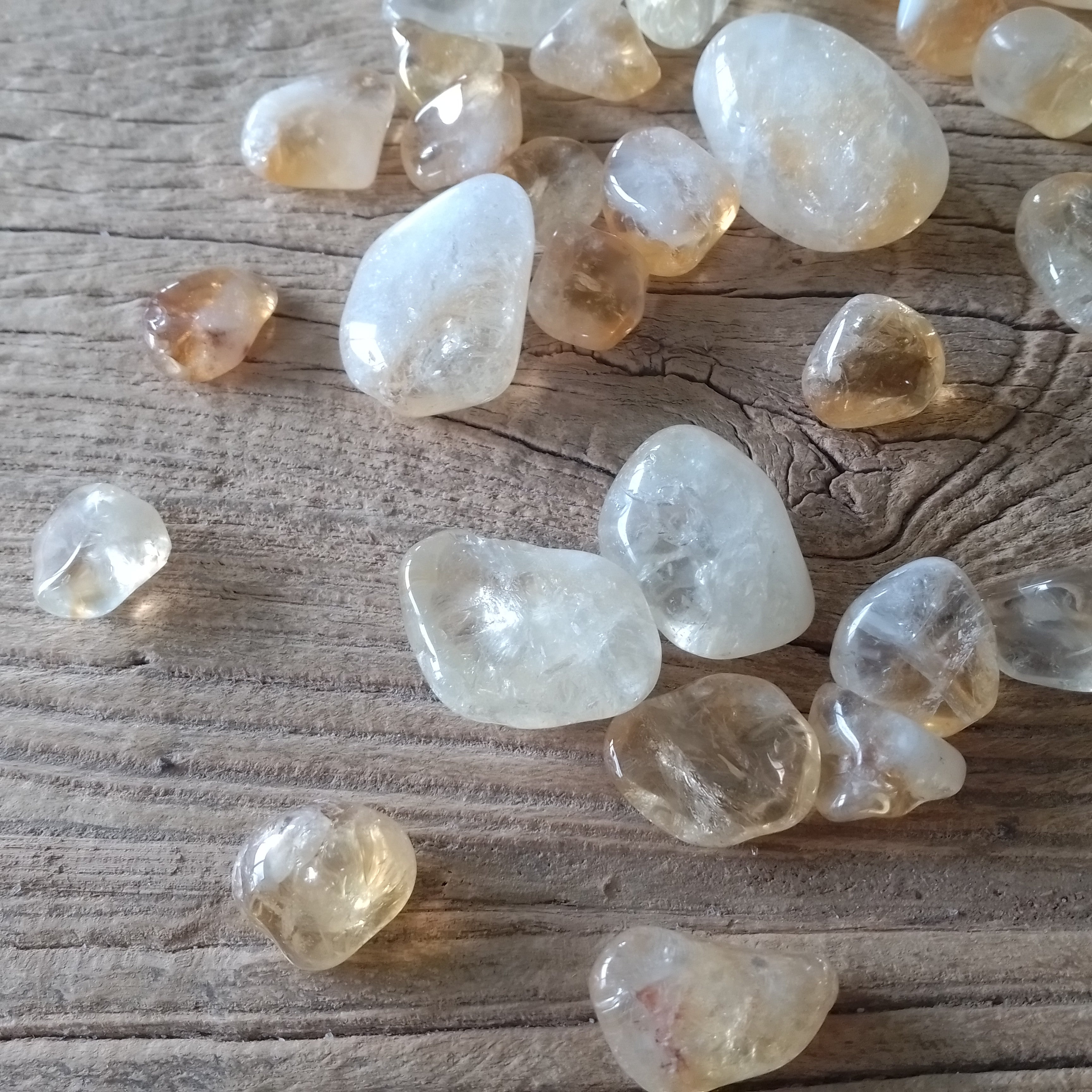 Citrine tumblestones