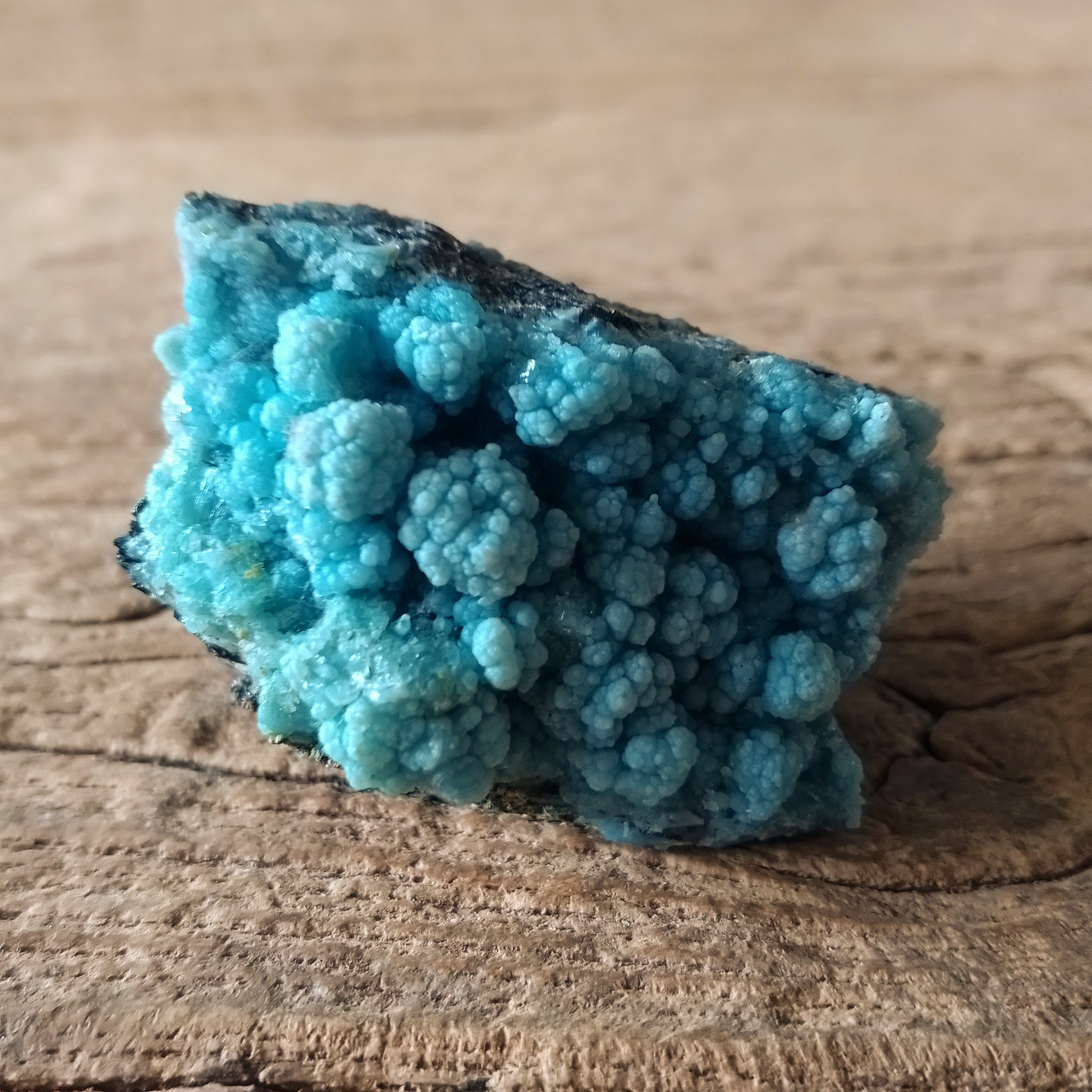 Blue gibbsite specimen