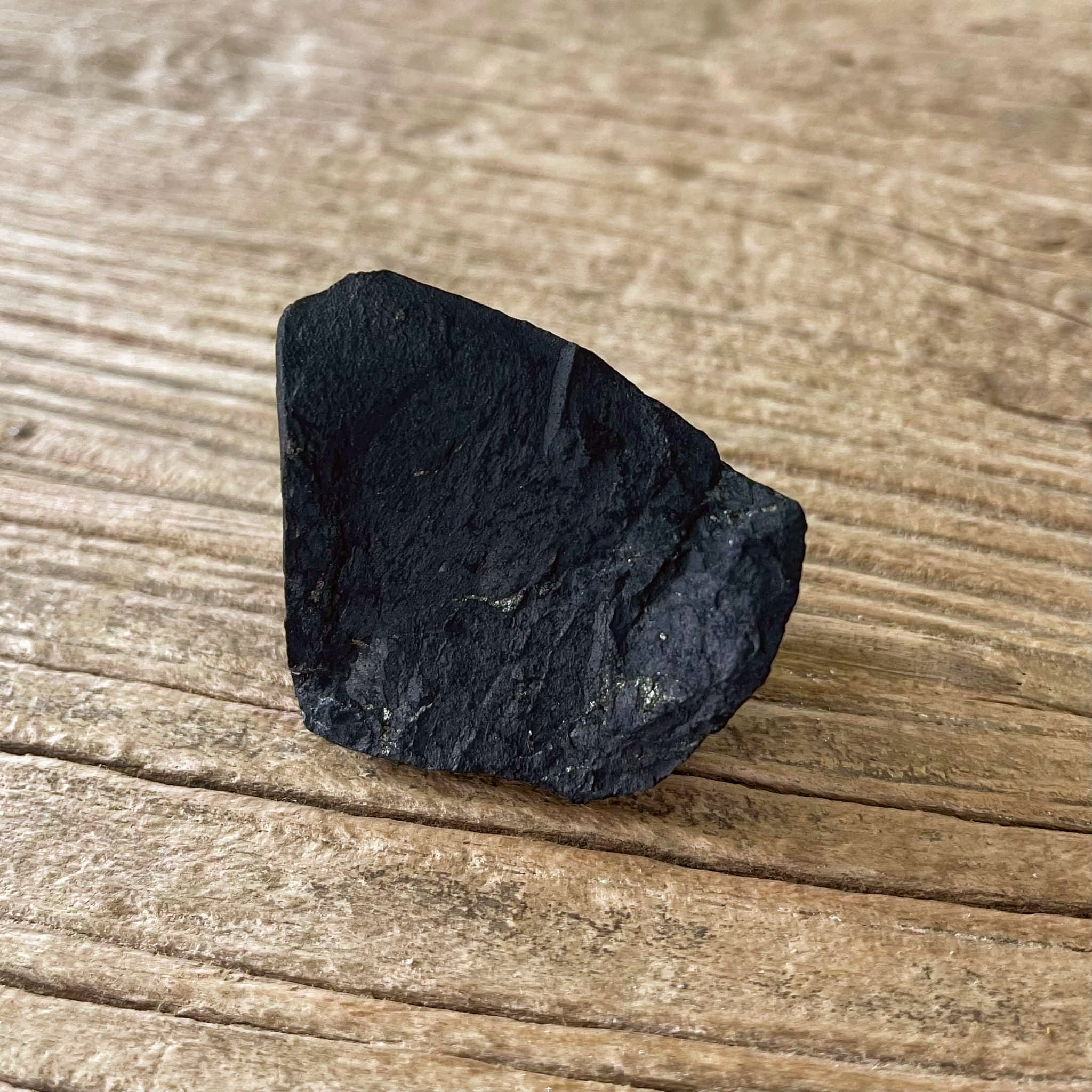Shungite raw