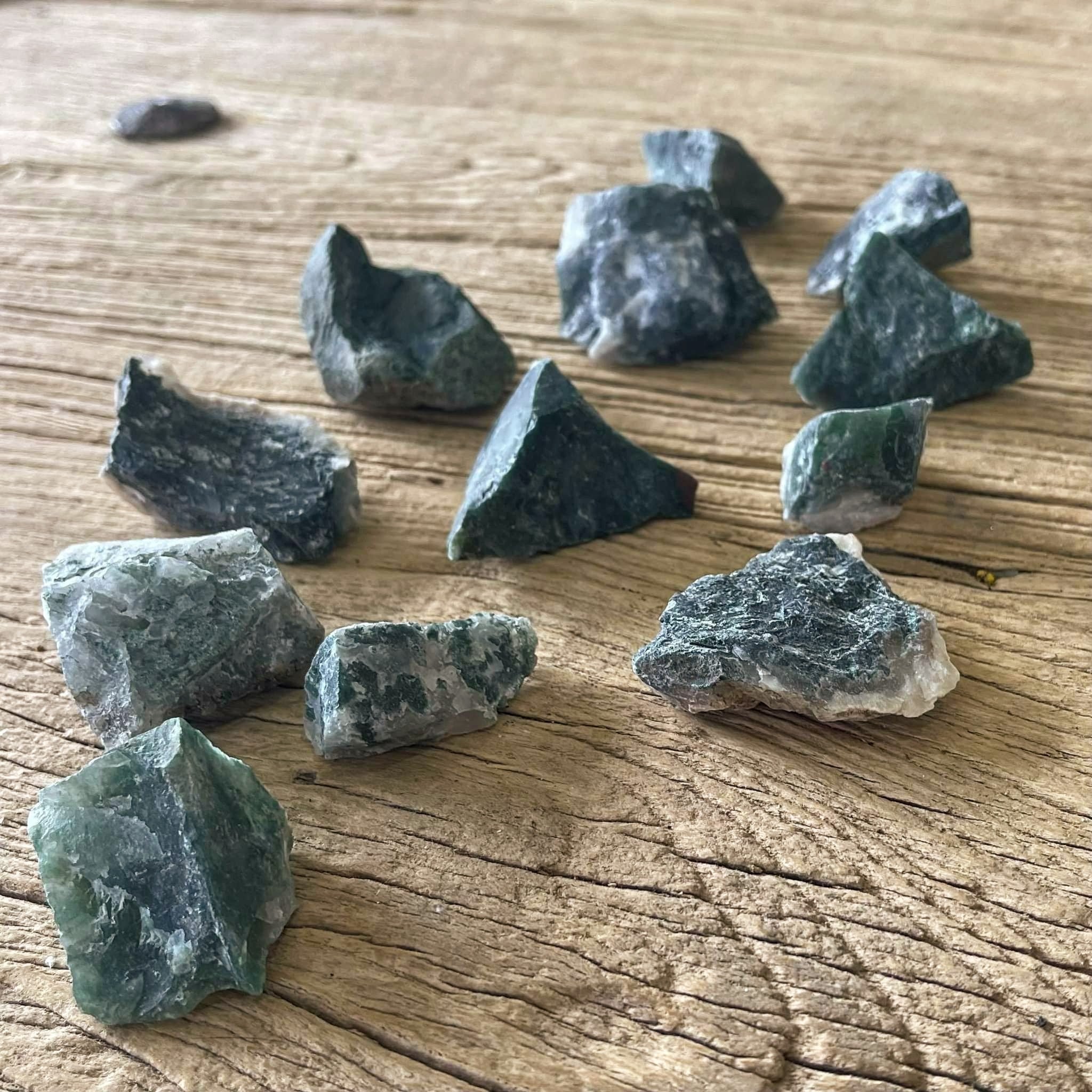 Moss agate raw